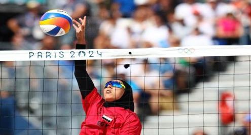 "لا تخبرني ماذا أرتدي".. صحف بريطانية تعلق على انتقادات دعاء الغباشي لمنع الحجاب في الأولمبياد